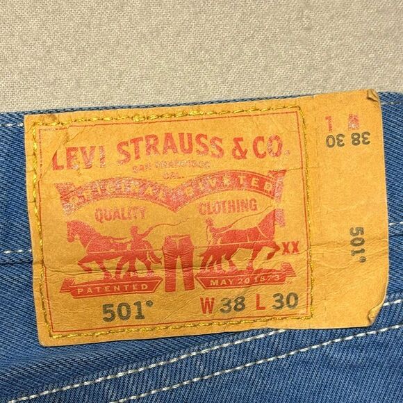 Levis 501 Straight Leg Button Fly Jeans Men's Size 38x30 Red Tab Western - Picture 7 of 7